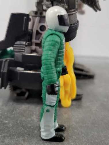 Sergeant Recon With Roadbuster Robot Mode - Hasbro (Human Alliance) action figure collectible - Main Image 2
