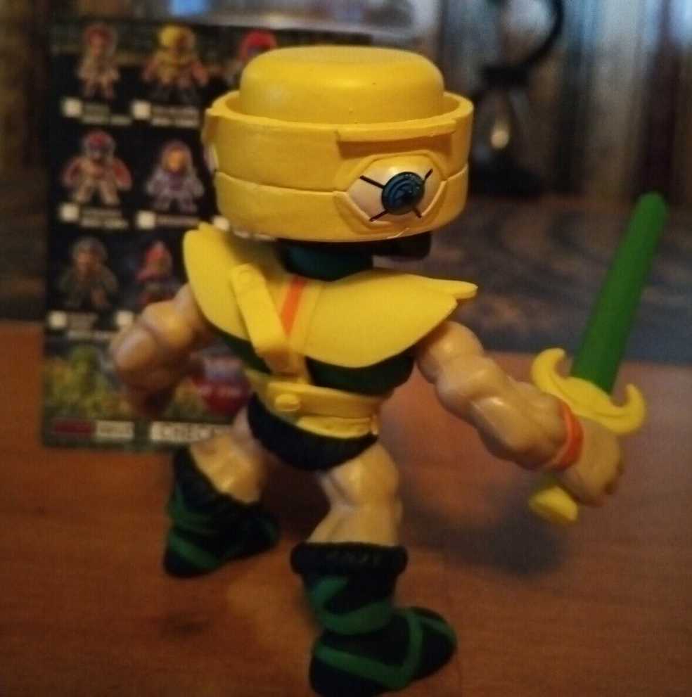 MOTU: The Loyal Subjects Masters Of The Universe Blind Box Wave 1 - Tri-Klops (Chase) (Loose) - The Loyal Subjects (Masters Of The Universe) action figure collectible - Main Image 2