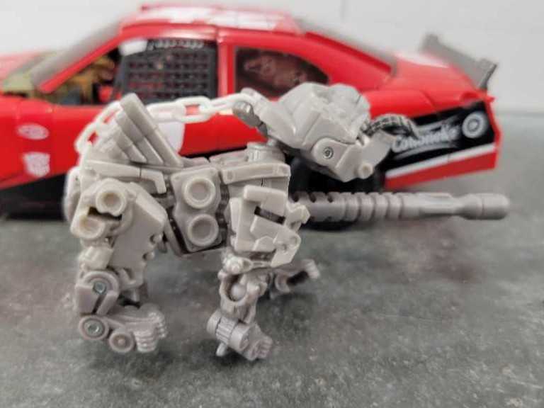 Steeljaw With Lead Foot And Sergeant Detour Vehicle Mode 2nd - Hasbro (Human Alliance) action figure collectible - Main Image 3