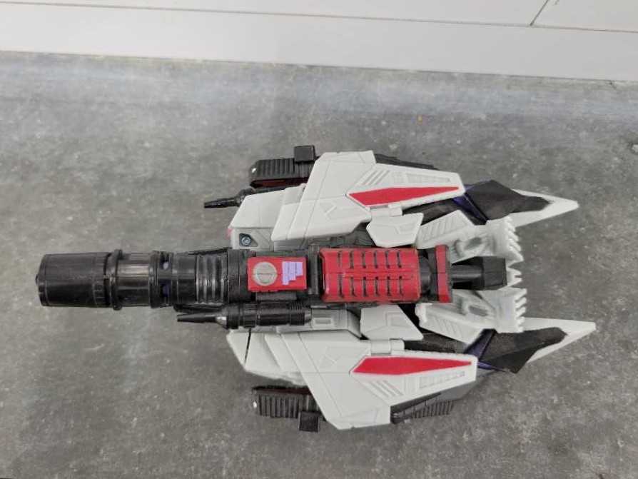 Megatron Cybertronian 3rd Tank Mode - Hasbro (Generations War For Cybertron) action figure collectible - Main Image 2