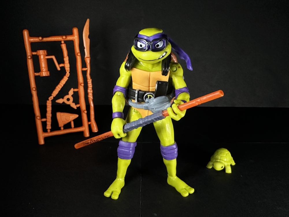 Donatello - Playmates Toys (Teenage Mutant Ninja Turtles) action figure collectible [Barcode 043377832829] - Main Image 3