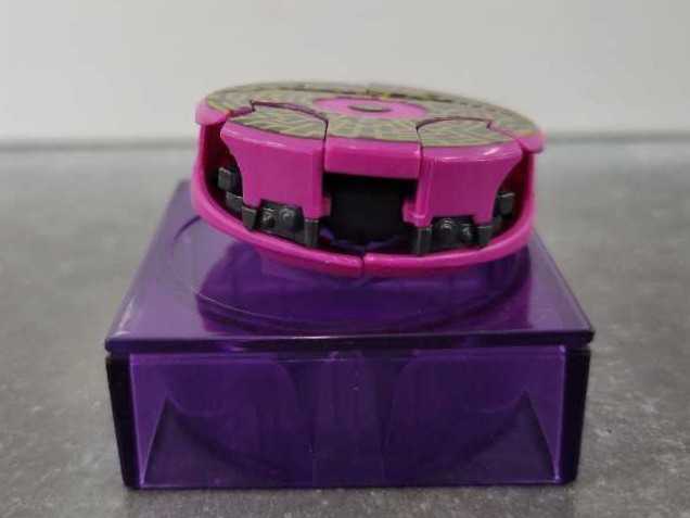 Ratbat With Frenzy Data Cube Mode - Hasbro (Generations War For Cybertron) action figure collectible - Main Image 2