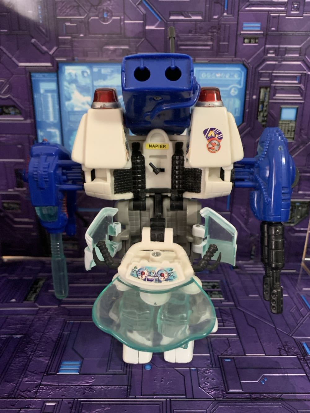 Exosquad Sean Napier - Play Mates action figure collectible - Main Image 4