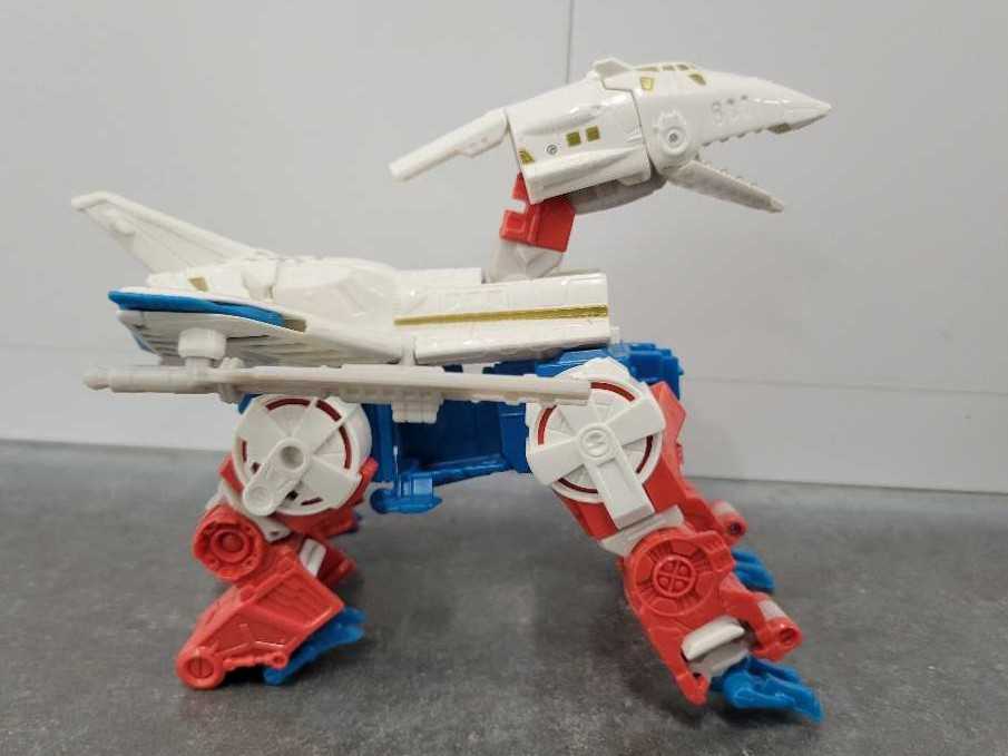 Skylynx Sky Lynx - Hasbro (Combiner Wars) action figure collectible - Main Image 3