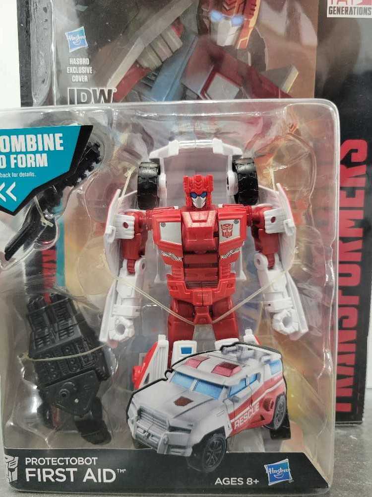 First Aid Defensor Protectobot 4/5 - Hasbro (Combiner Wars) action figure collectible - Main Image 2