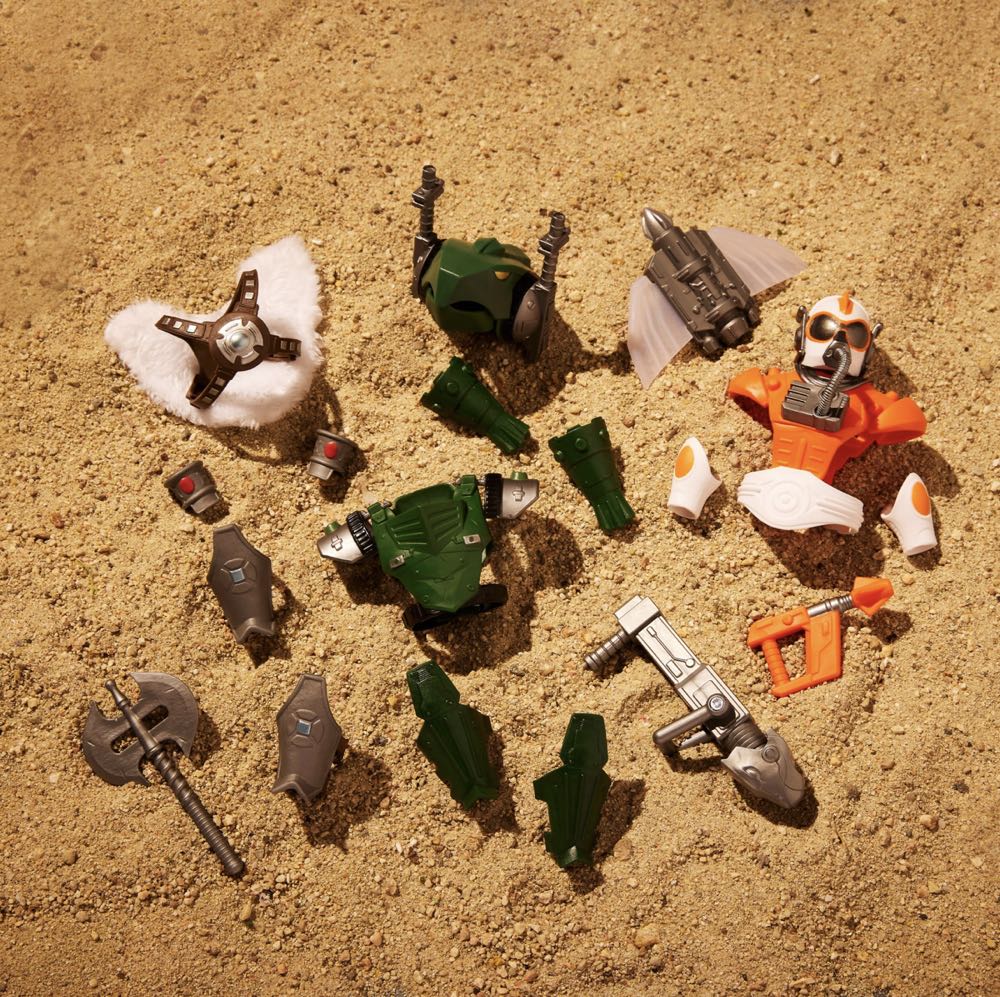 Vykron - Mattel (Masters of the Universe: New Eternia) action figure collectible [Barcode 194735111572] - Main Image 4