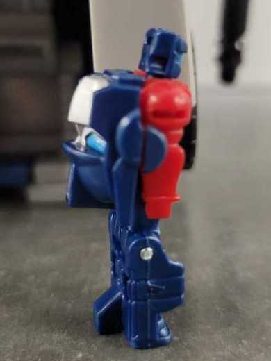 Ginrai With Power Master Optimus Prime Magnus Prime Seige On Cybertron Toys"R"Us  - Hasbro (Titans Return) action figure collectible - Main Image 2