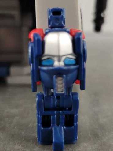 Ginrai With Power Master Optimus Prime Magnus Prime Seige On Cybertron Toys"R"Us  - Hasbro (Titans Return) action figure collectible - Main Image 3
