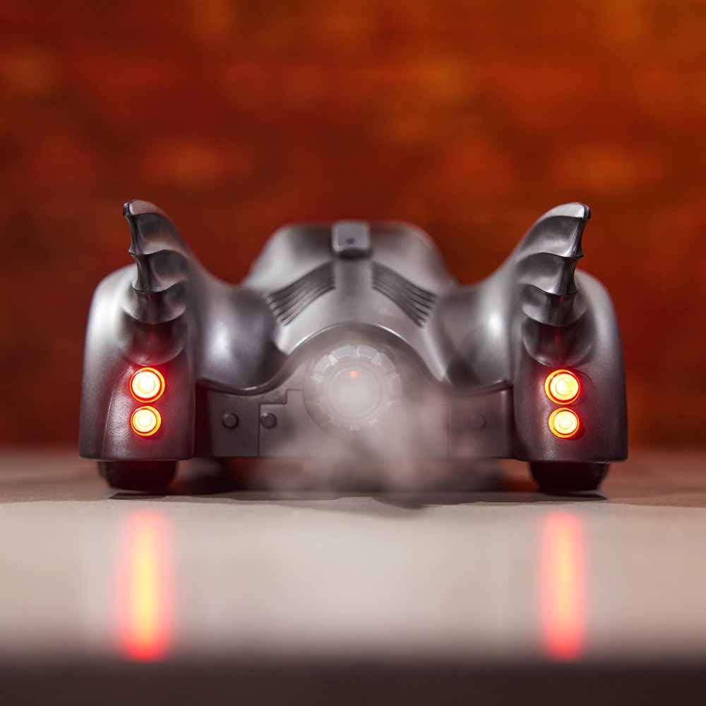 Batmobile - Rc Exclusive Batman Figure Limited Edition Collector’s Item Smoke Effects Batcave Chargeable Base - Spinmaster (DC - Spin Master) action figure collectible [Barcode 778988462157] - Main Image 4