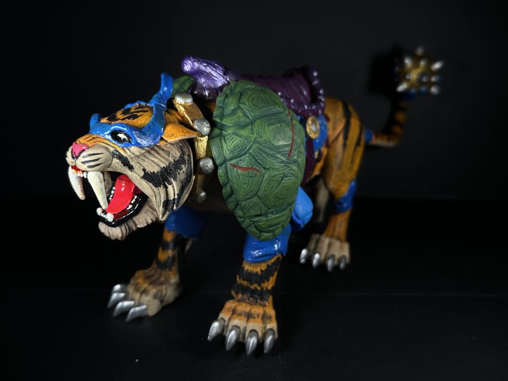 Sewer Warcat - Yuno Dyva (Teenage Mutant Ninja Turtles) action figure collectible - Main Image 2