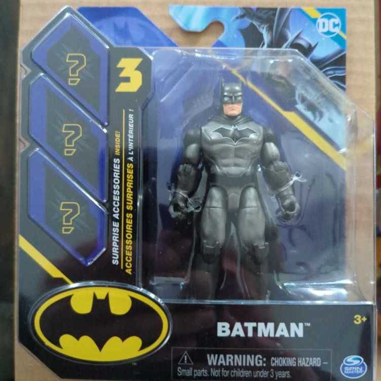 Batman (Grey Suit) - Spin Master action figure collectible [Barcode 778988343302] - Main Image 2