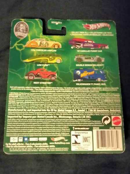 Hot Wheels Creature From The Black Lagoon "Low Flow”  action figure collectible - Main Image 2