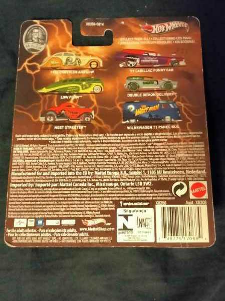 Hot Wheels The Mummy "1934 Chrysler Airflow”  action figure collectible - Main Image 2