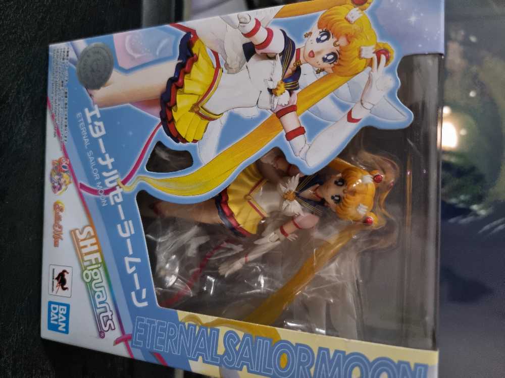 Sailor Moon Sailor Stars Eternal - Tamashii Nations (Sailor Moon) action figure collectible [Barcode 4573102629821] - Main Image 4