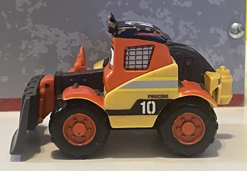 Pinecone - Mattel, Inc (Pixar Planes) action figure collectible - Main Image 2