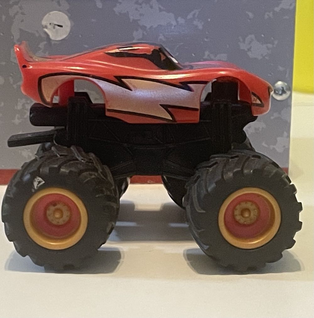 Frightening McMean - Mattel, Inc (Pixar Cars) action figure collectible - Main Image 2