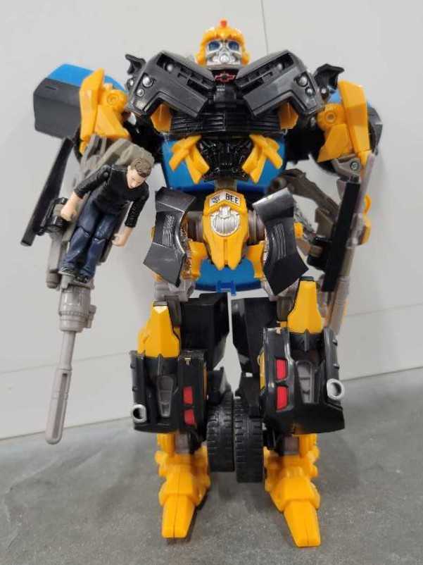 Bumblebee Stealth With Sam Witwicky  - Hasbro (Human Alliance) action figure collectible - Main Image 2