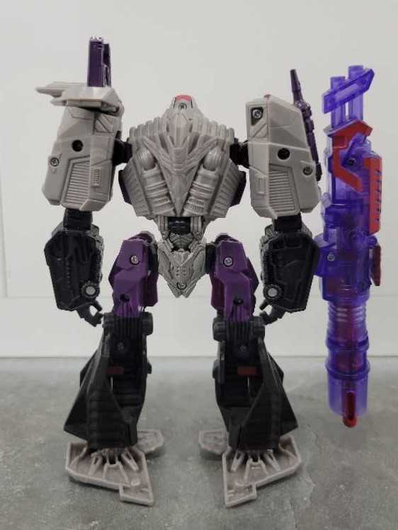 Megatron Cybertronian With Optimus Prime And Bumblebee Rage Over Cybertron Toys"R"Us  - Hasbro (Generations War For Cybertron) action figure collectible - Main Image 4