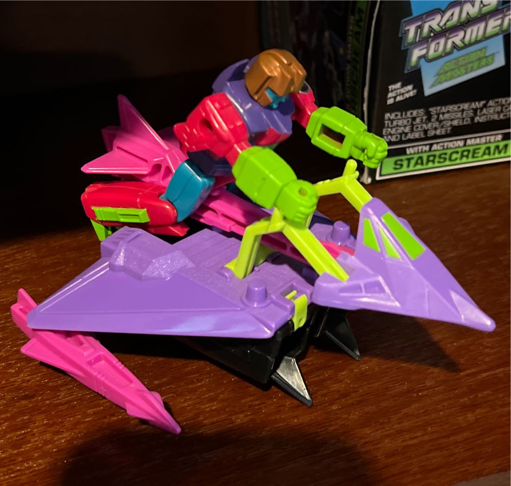 Thundercracker Solo Mission Jet Plane - Takara (Transformers G1 ActionMasters) action figure collectible - Main Image 2
