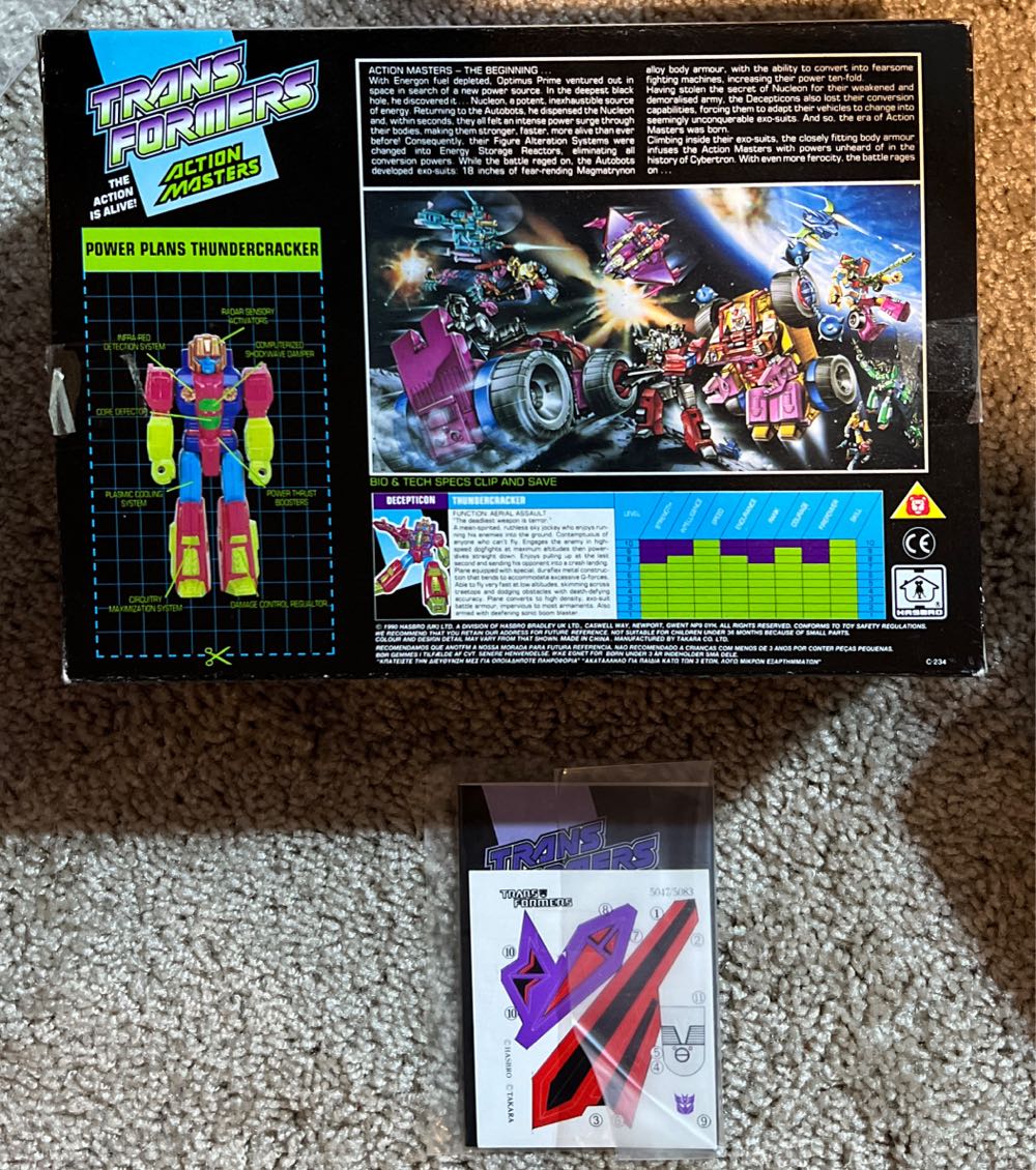 Thundercracker Solo Mission Jet Plane - Takara (Transformers G1 ActionMasters) action figure collectible - Main Image 3