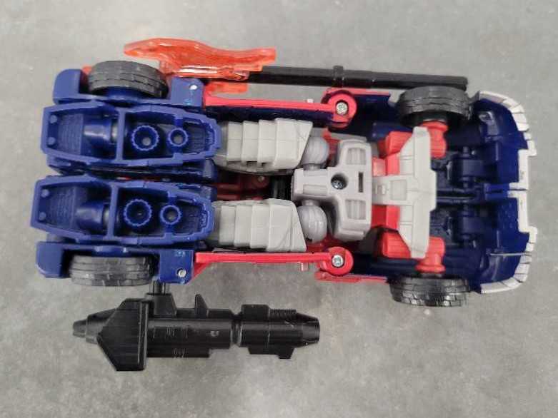 Orion Pax Vehicle Mode  - Hasbro (Generations) action figure collectible - Main Image 4