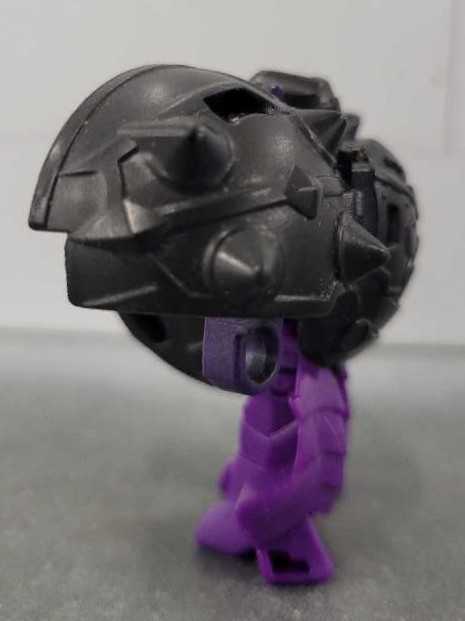 Bludgeon - Hasbro (Robots In Disguise 2015) action figure collectible - Main Image 2