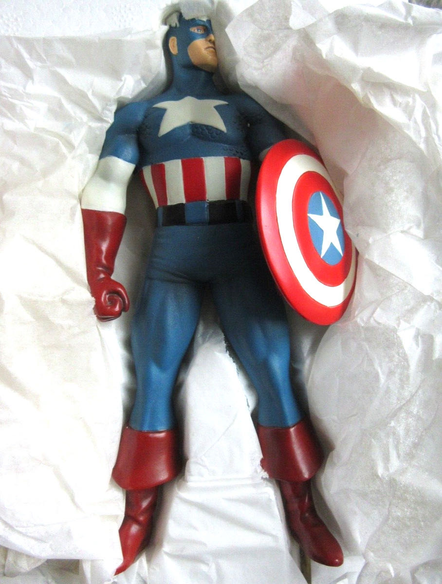 Captain America Mini-Statue - Bowen Designs (Captain America) action figure collectible - Main Image 3
