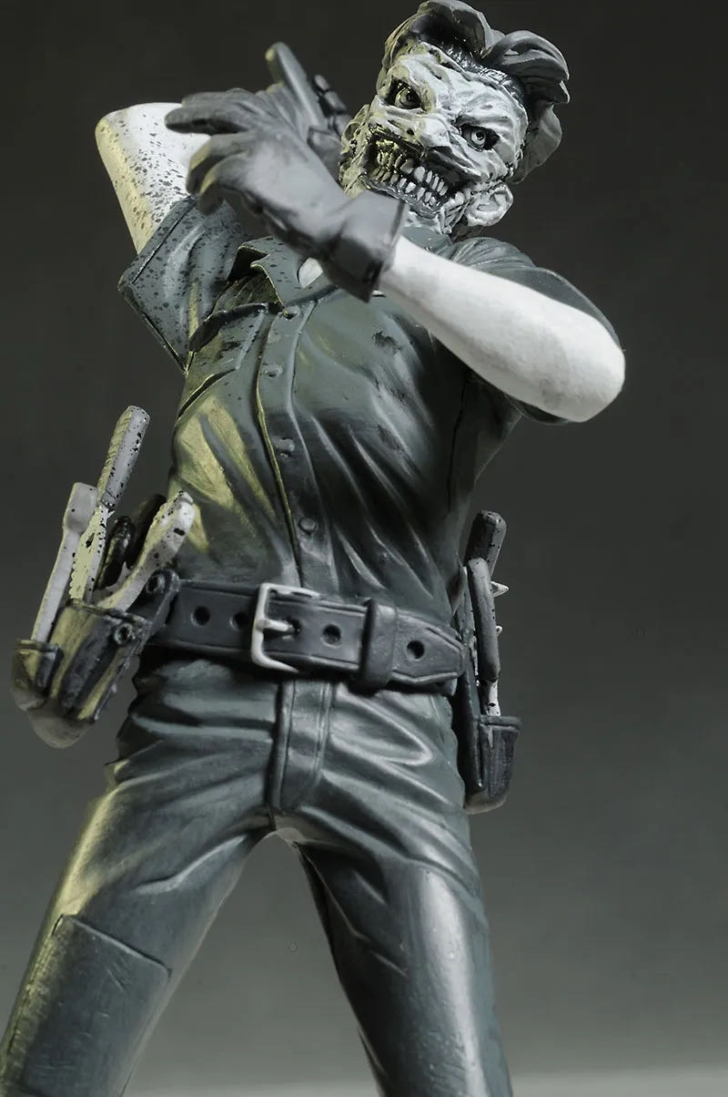 Batman Black & White: The Joker By Greg Capullo - DC Collectibles (Batman Black & White) action figure collectible [Barcode 761941314143] - Main Image 3