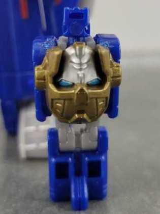 Professor Go With Metal Hawk Siege On Cybertron Toys"R"Us  - Hasbro (Titans Return) action figure collectible - Main Image 3