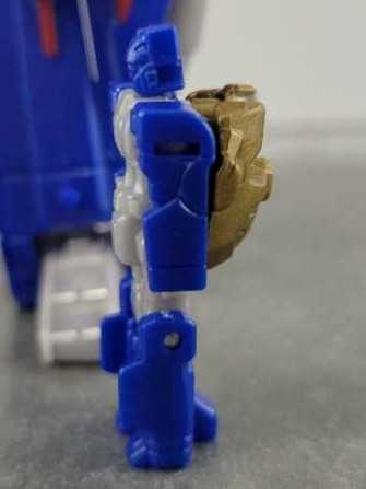 Professor Go With Metal Hawk Siege On Cybertron Toys"R"Us  - Hasbro (Titans Return) action figure collectible - Main Image 4