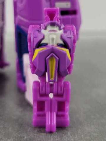 Parsec With Nautica Chaos On Velocitron Toys"R"Us  - Hasbro (Titans Return) action figure collectible - Main Image 3