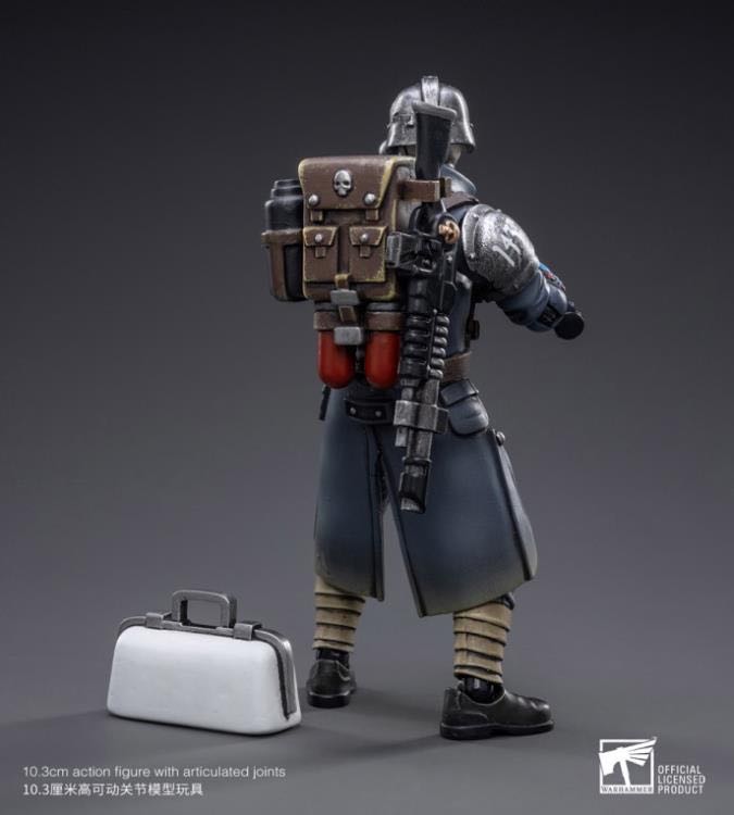 Death Korps of Krieg - Veteran Squad Guardsman Medic - Joy Toy (Warhammer 40K) action figure collectible - Main Image 2