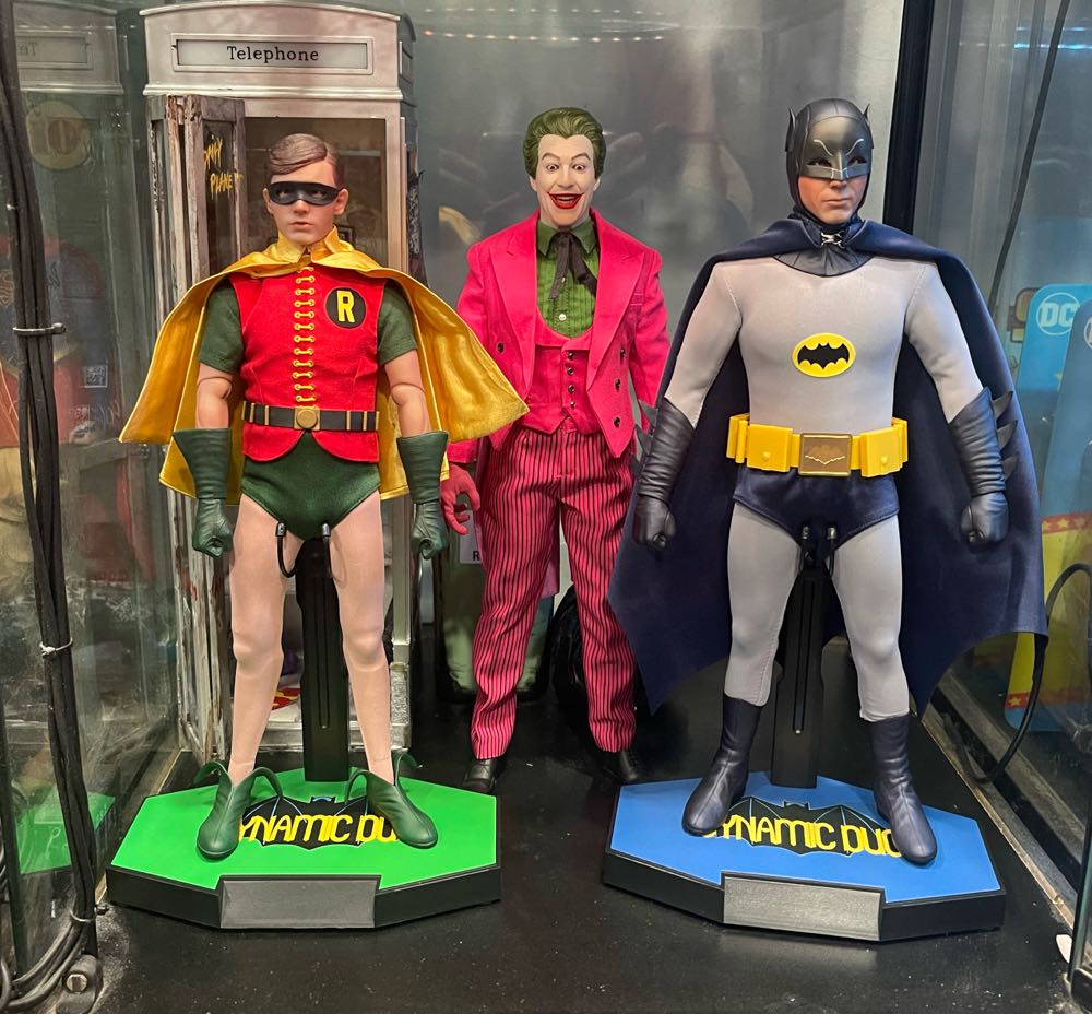 Batman : Adam West - Saturn Toys (DC TV shows) action figure collectible - Main Image 2