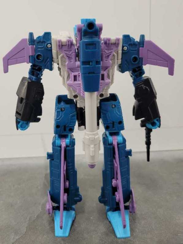 Doubledealer Robot Mode - Hasbro (Generations) action figure collectible - Main Image 4