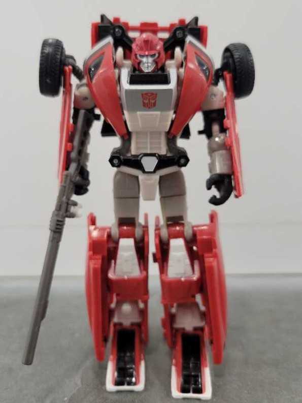 Swerve Robot Mode - Hasbro (Generations GDO) action figure collectible - Main Image 2