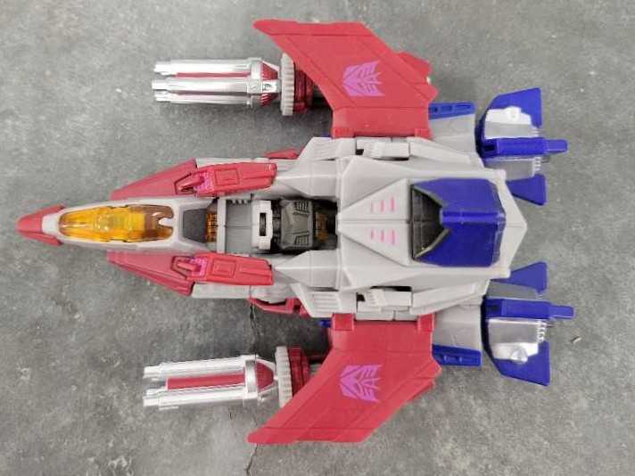 Starscream Vehicle Mode  - Hasbro (Generations War For Cybertron) action figure collectible - Main Image 2