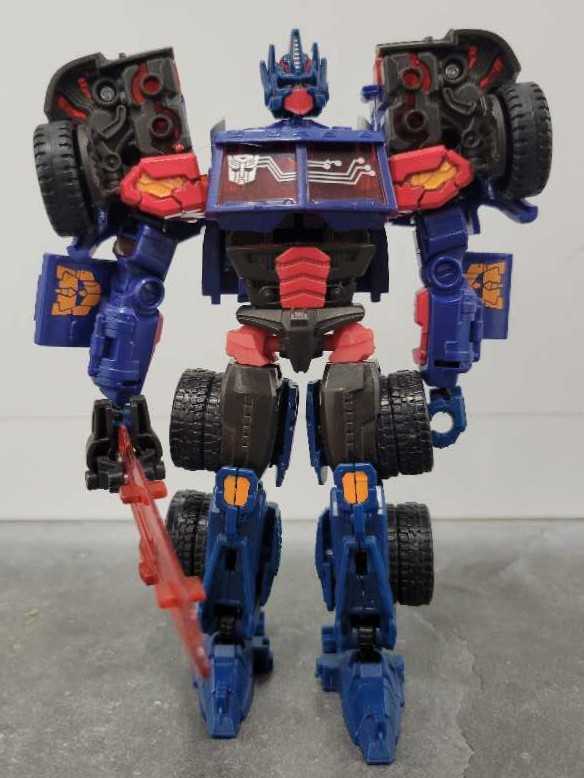 Optimus Prime Ultimate Gift Set Combat Hero - Hasbro (Generations) action figure collectible - Main Image 2