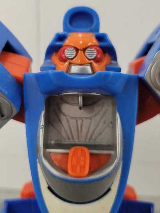 Encanto- Luisa Madrigal