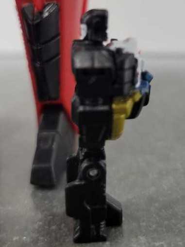 Scorchfire With Windblade - Hasbro (Titans Return) action figure collectible - Main Image 4