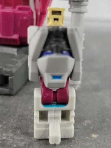 Fengul With Grotusque And Scorponok NYCC 2017 - Hasbro (Titans Return) action figure collectible - Main Image 3