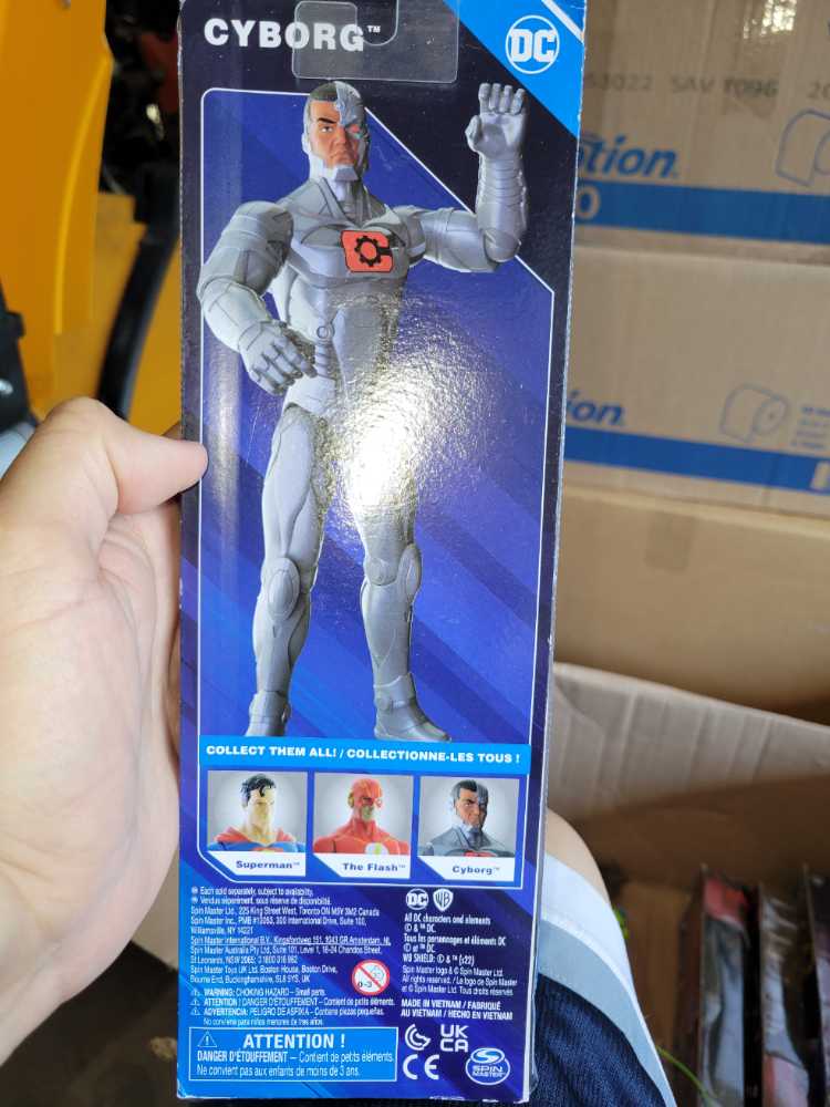 Dc 12” Figure Cyborg - Spinmaster action figure collectible [Barcode 778988439883] - Main Image 2