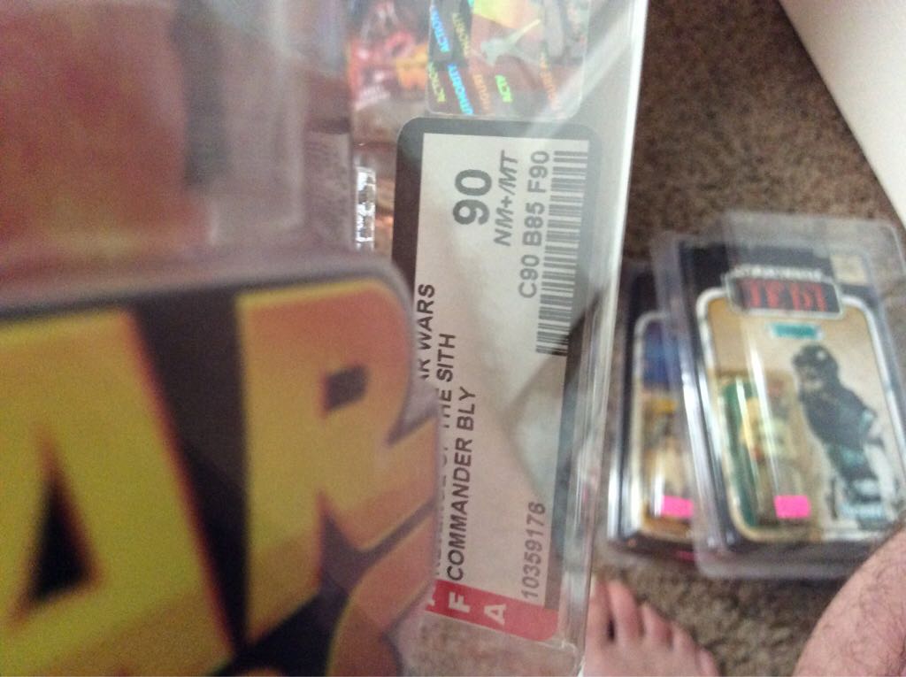 Starcwars Return Of The Sith AFA U90 Commander Bly  action figure collectible - Main Image 2