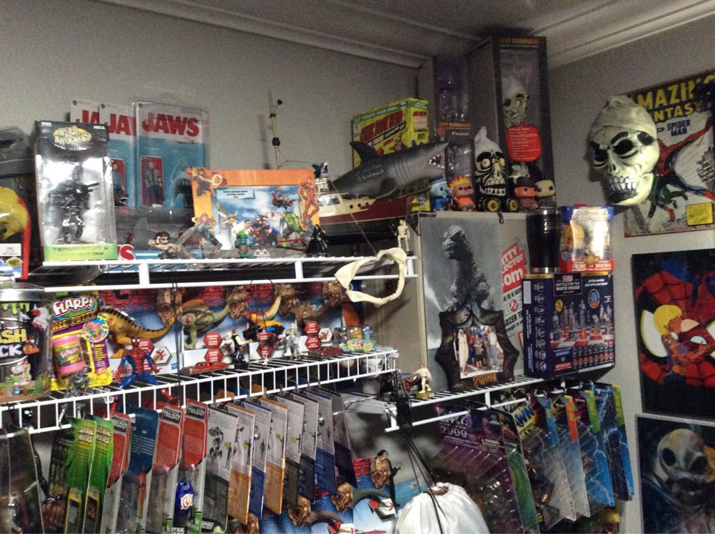 Bs 90s Room Wall 2.1  action figure collectible - Main Image 2