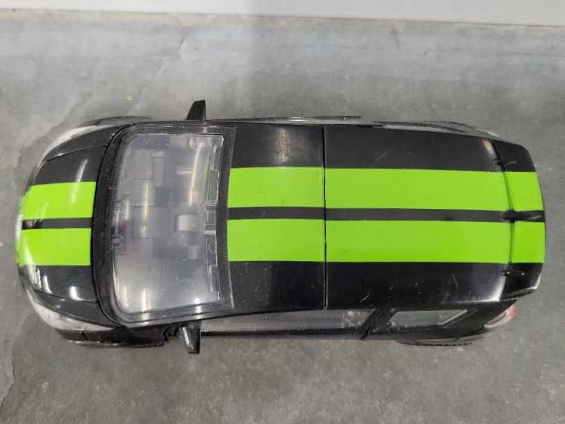 Skids With Tech Sergeant Epps And Elita-1 Vehicle Mode  - Hasbro (Human Alliance) action figure collectible - Main Image 2