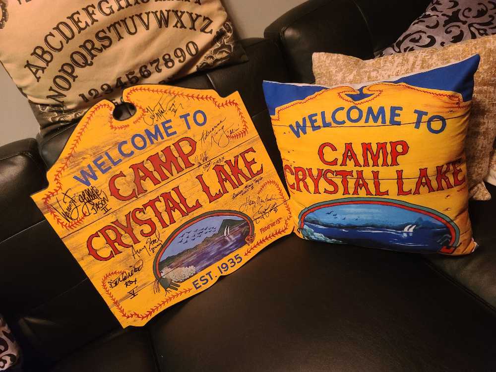 Spirit Of Halloween Crystal Lake F13 Signed Sign - Spirit Halloween action figure collectible - Main Image 2