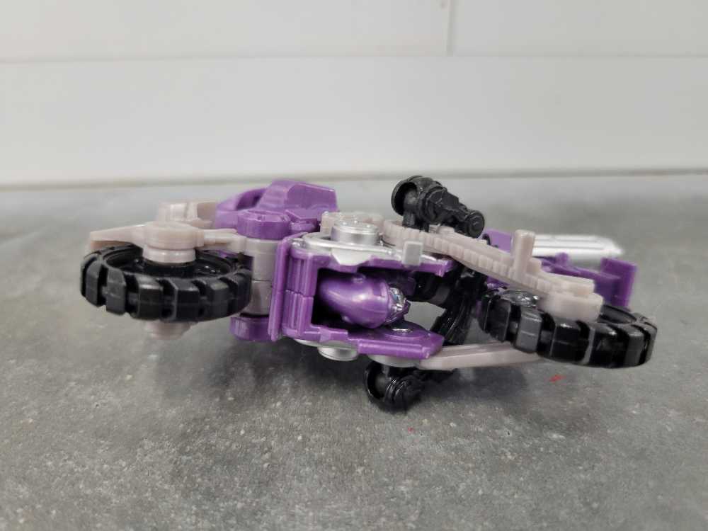 Elita-1 With Tech Sergeant Epps And Skids Vehicle Mode  - Hasbro (Human Alliance) action figure collectible - Main Image 3