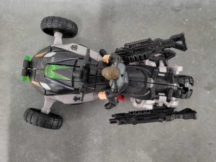 Backfire With Bumblebee And Sam Witwicky Autobot Daredevil Squad K-mart K Mart - Hasbro (Human Alliance) action figure collectible - Main Image 2