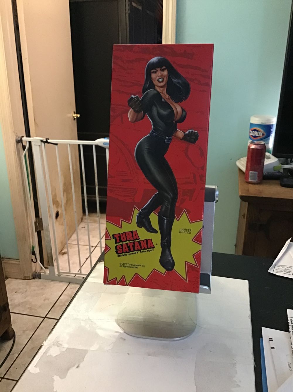 Tura Satana  action figure collectible - Main Image 2