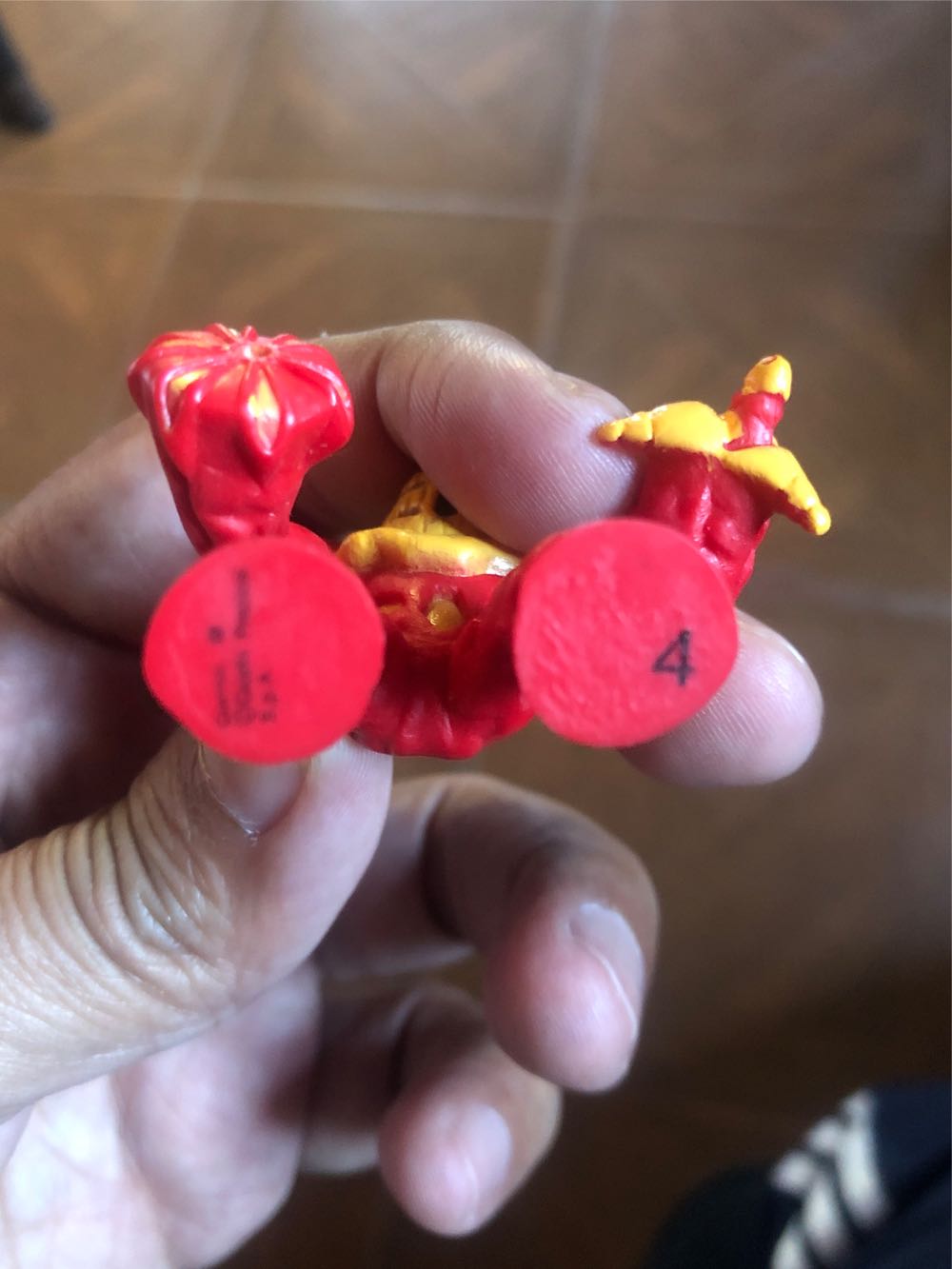 Lavor - El Poderoso - Gormiti (Rojo) action figure collectible - Main Image 2