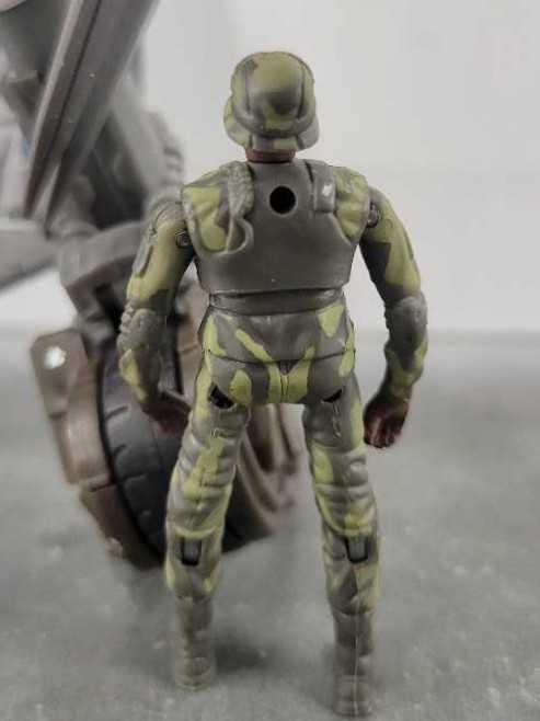 Epps, Tech Sergeant With Sideswipe Robot Mode - Hasbro (Human Alliance) action figure collectible - Main Image 3